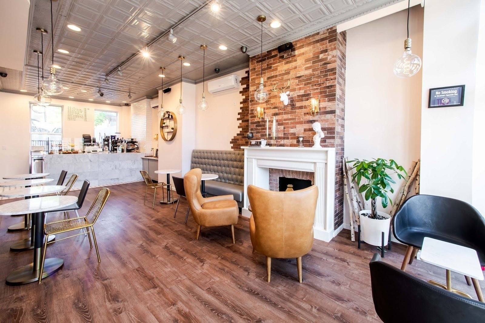 <span class="translation_missing" title="translation missing: en.meta.location_title, location_name: TB Coffee House, city: New York">Location Title</span>