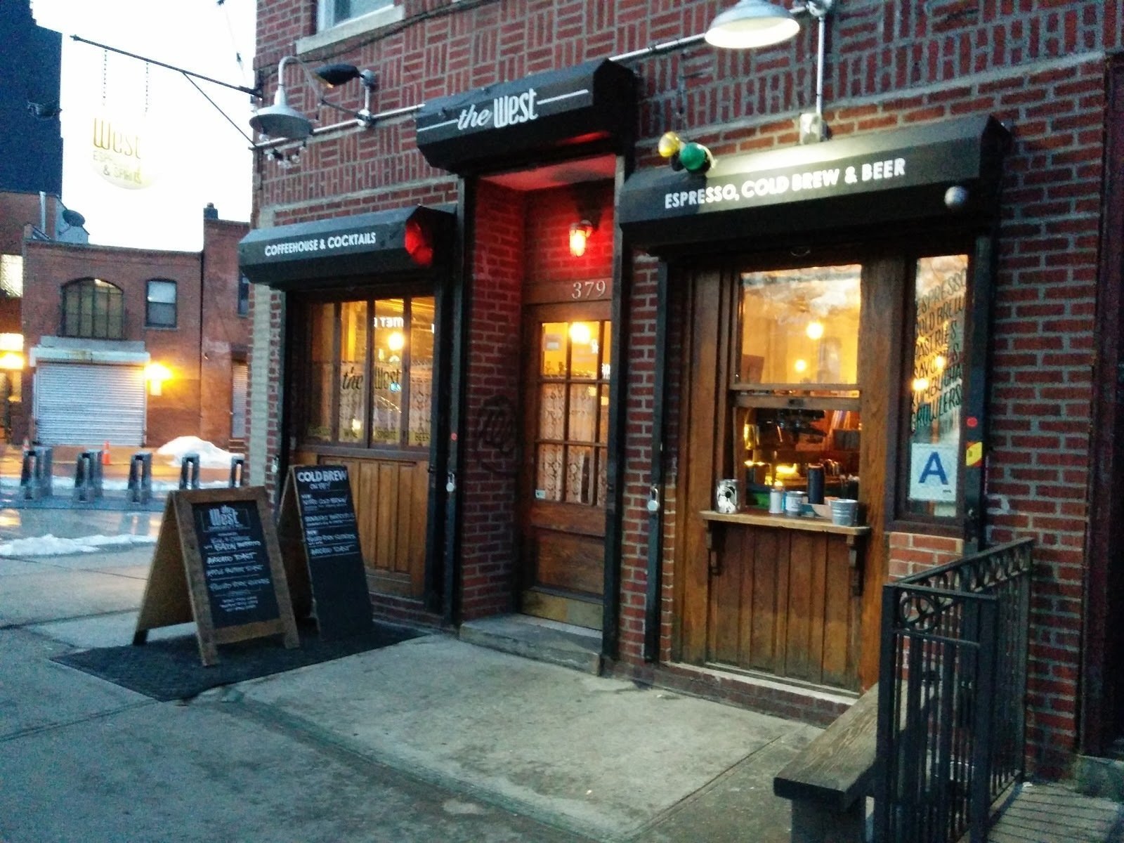 <span class="translation_missing" title="translation missing: en.meta.location_title, location_name: The West Brooklyn, city: New York">Location Title</span>