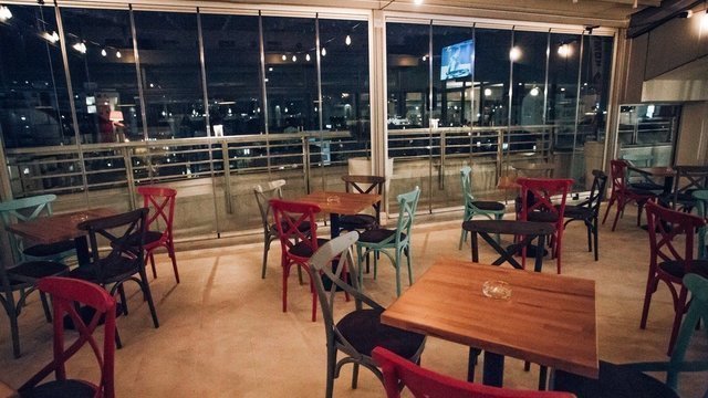 Komuna Gastro Bar