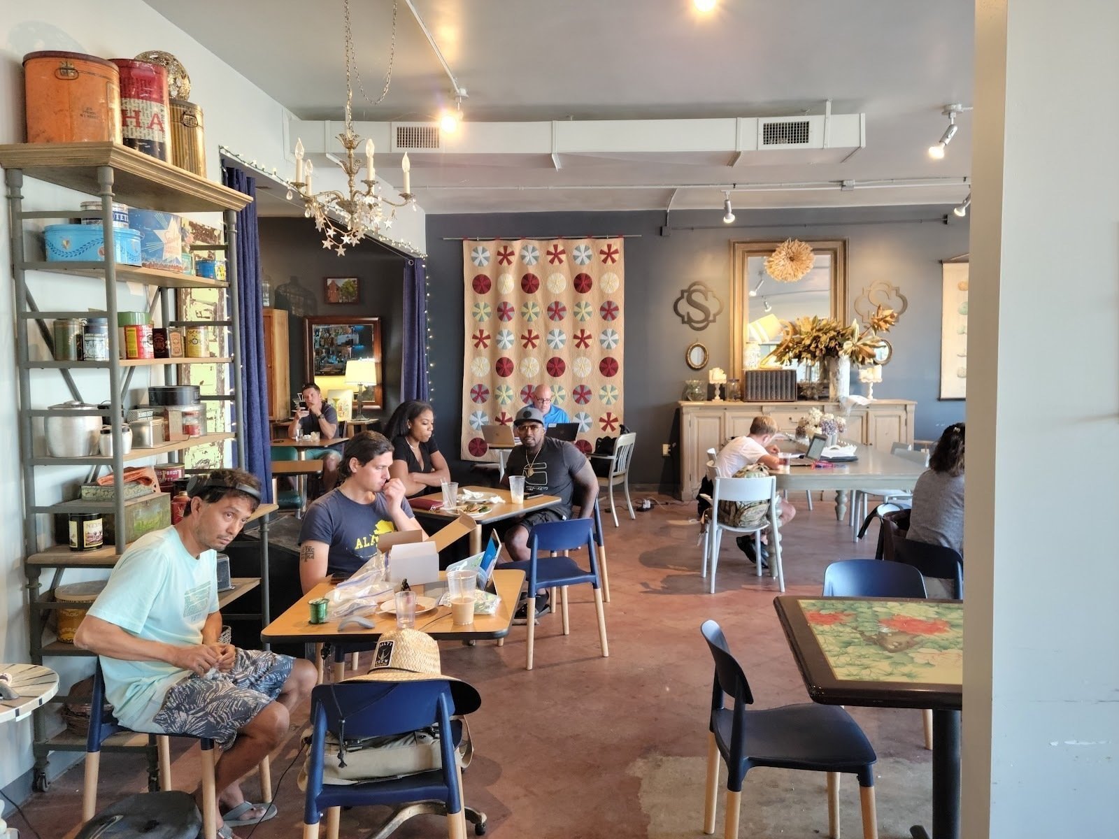 <span class="translation_missing" title="translation missing: en.meta.location_title, location_name: Cafe Stella, city: Norfolk">Location Title</span>