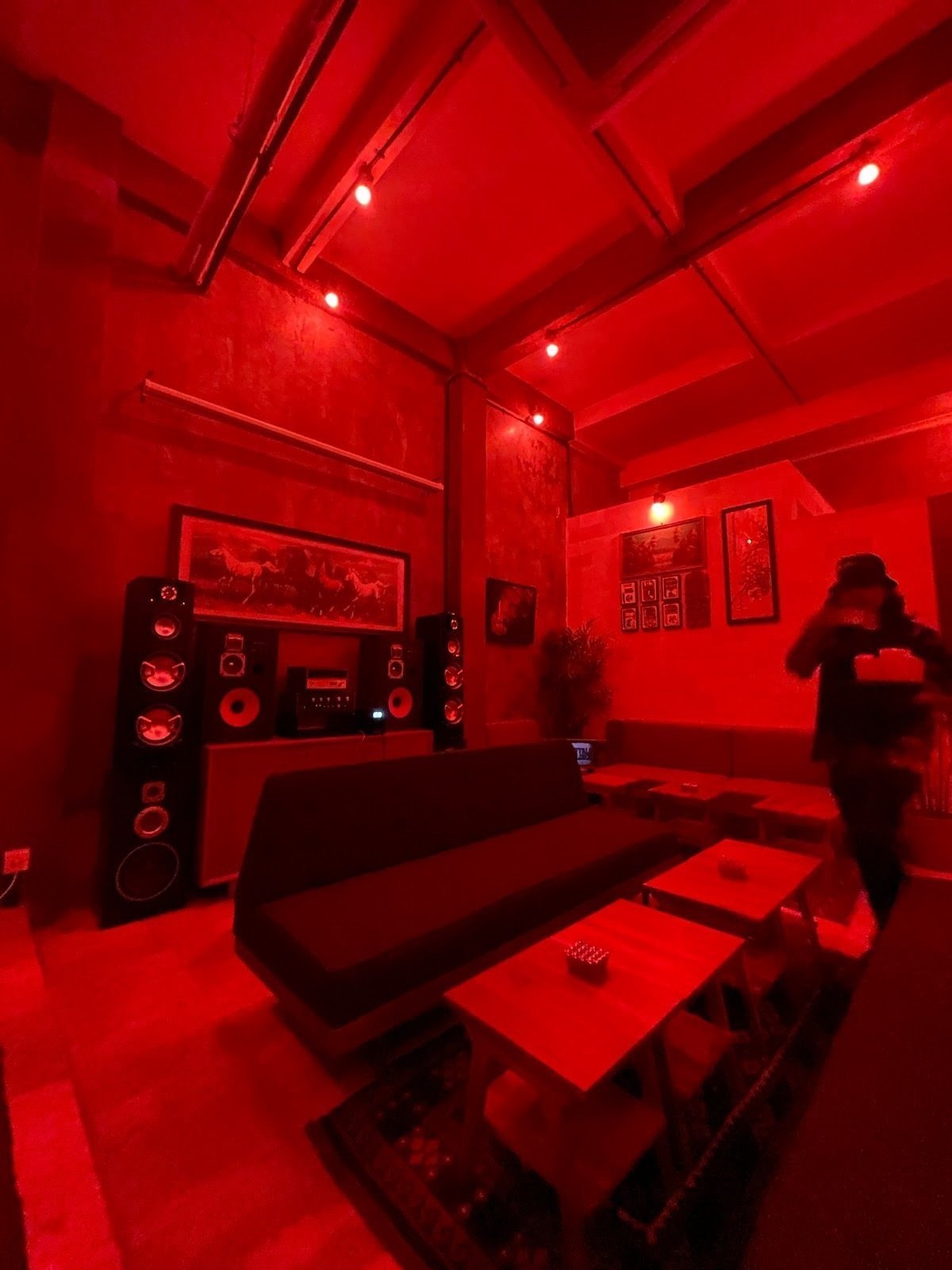 <span class="translation_missing" title="translation missing: en.meta.location_title, location_name: Ringo Stereo, city: North Kuta">Location Title</span>