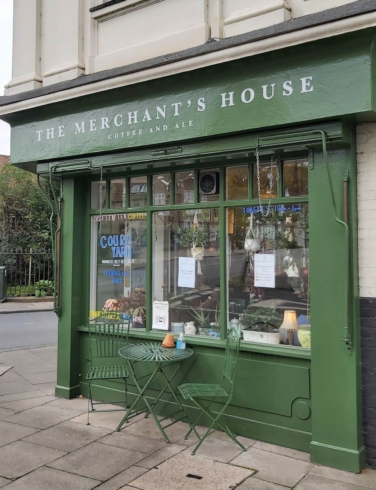 <span class="translation_missing" title="translation missing: en.meta.location_title, location_name: The Merchant&#39;s House, city: Norwich">Location Title</span>