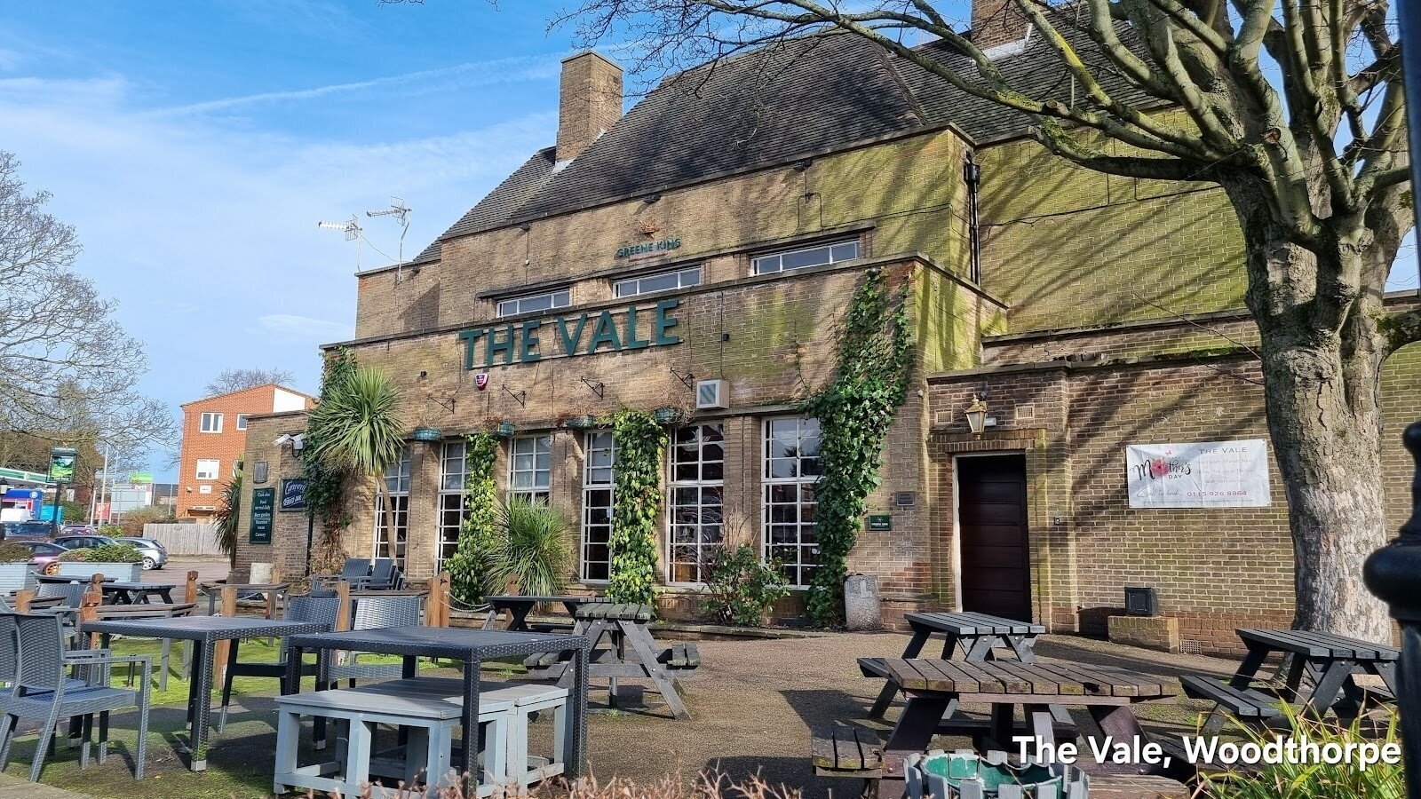 <span class="translation_missing" title="translation missing: en.meta.location_title, location_name: The Vale, city: Nottingham">Location Title</span>