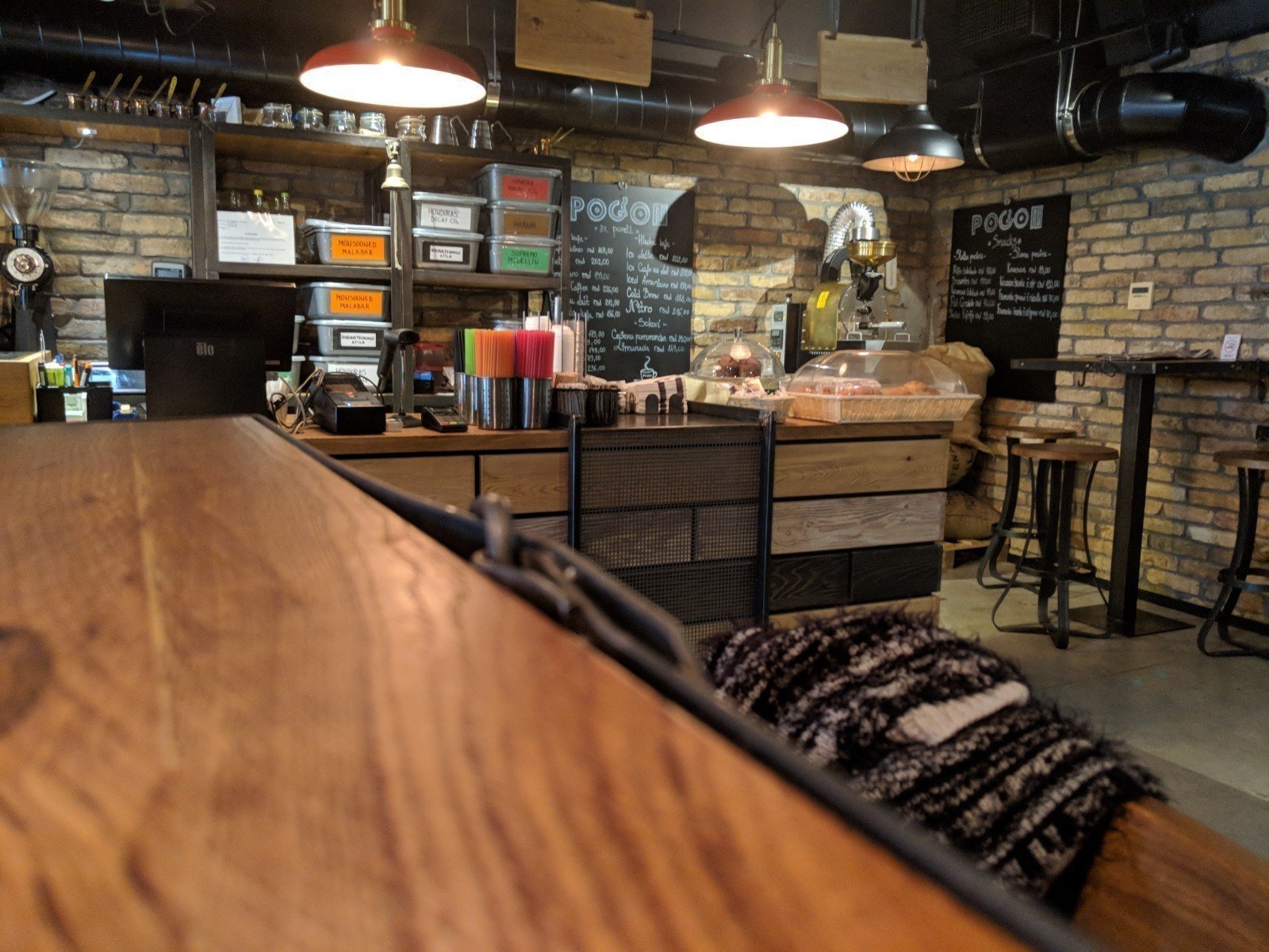 <span class="translation_missing" title="translation missing: en.meta.location_title, location_name: Pogon Coffee, city: Novi Sad">Location Title</span>