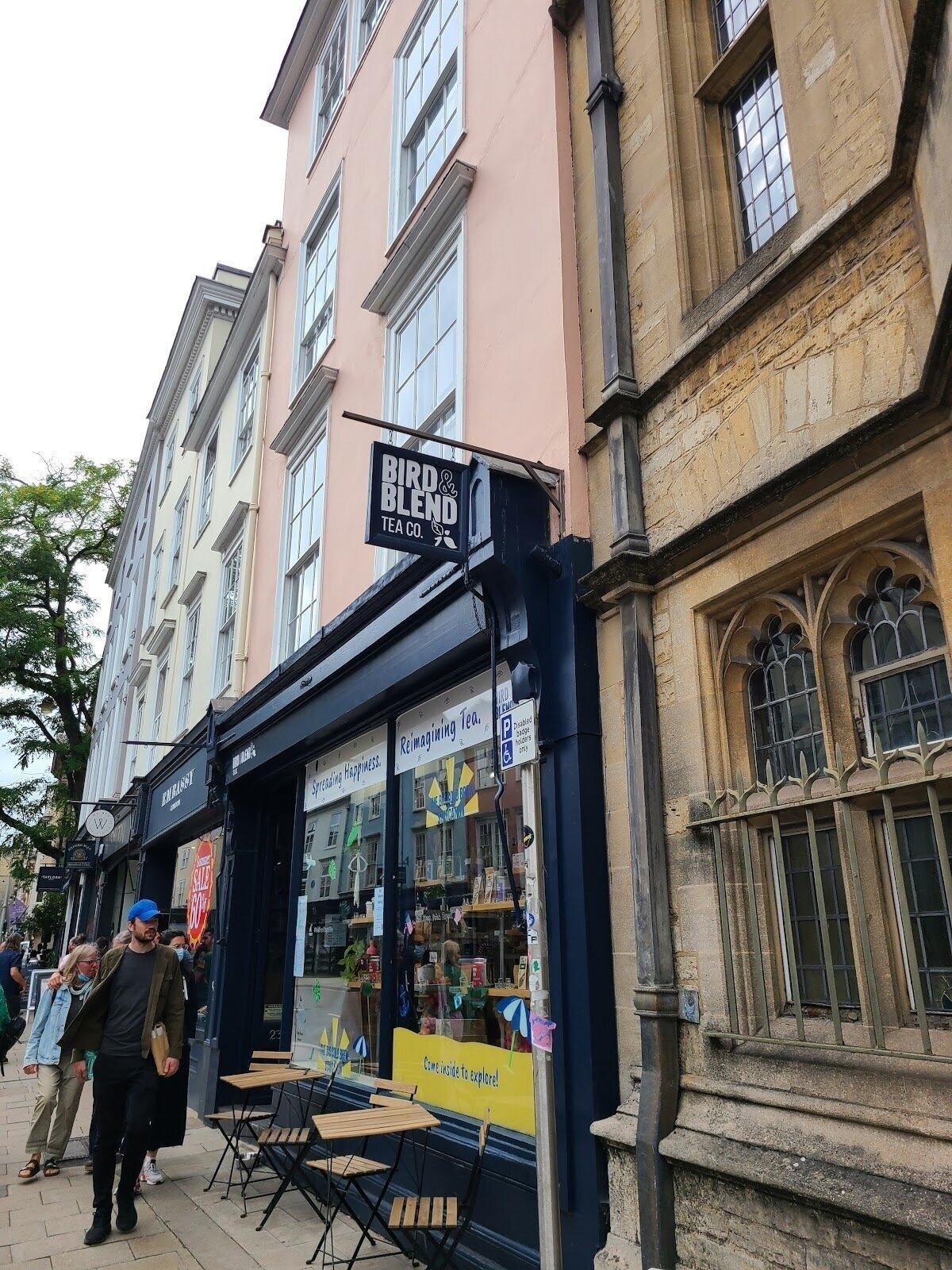 <span class="translation_missing" title="translation missing: en.meta.location_title, location_name: Bird &amp; Blend Tea Co., city: Oxford">Location Title</span>