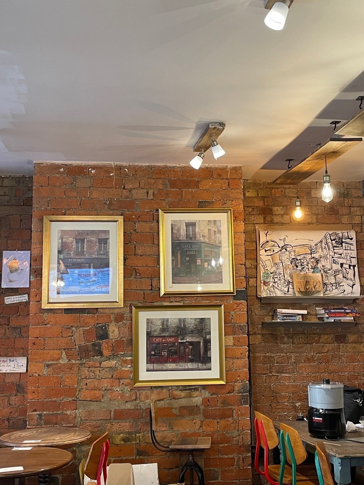 <span class="translation_missing" title="translation missing: en.meta.location_title, location_name: Rick&#39;s Diner, city: Oxford">Location Title</span>