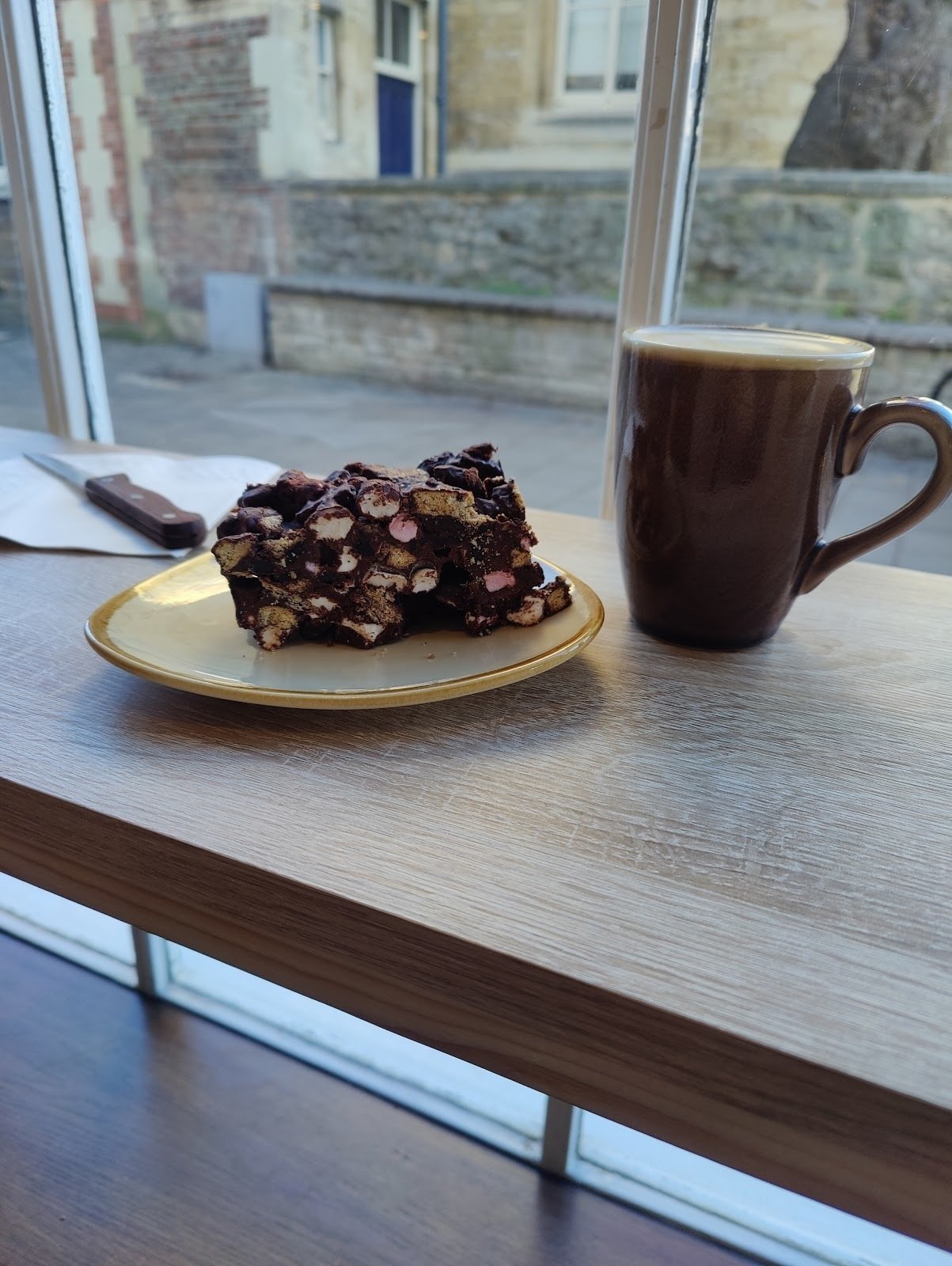 <span class="translation_missing" title="translation missing: en.meta.location_title, location_name: The Independent Cafe, city: Oxford">Location Title</span>