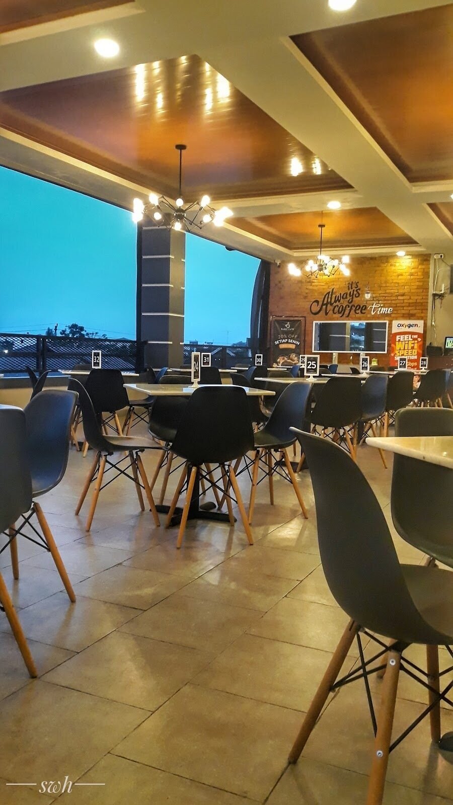 <span class="translation_missing" title="translation missing: en.meta.location_title, location_name: Bangi Cafe Bangka, city: Pangkal Pinang">Location Title</span>