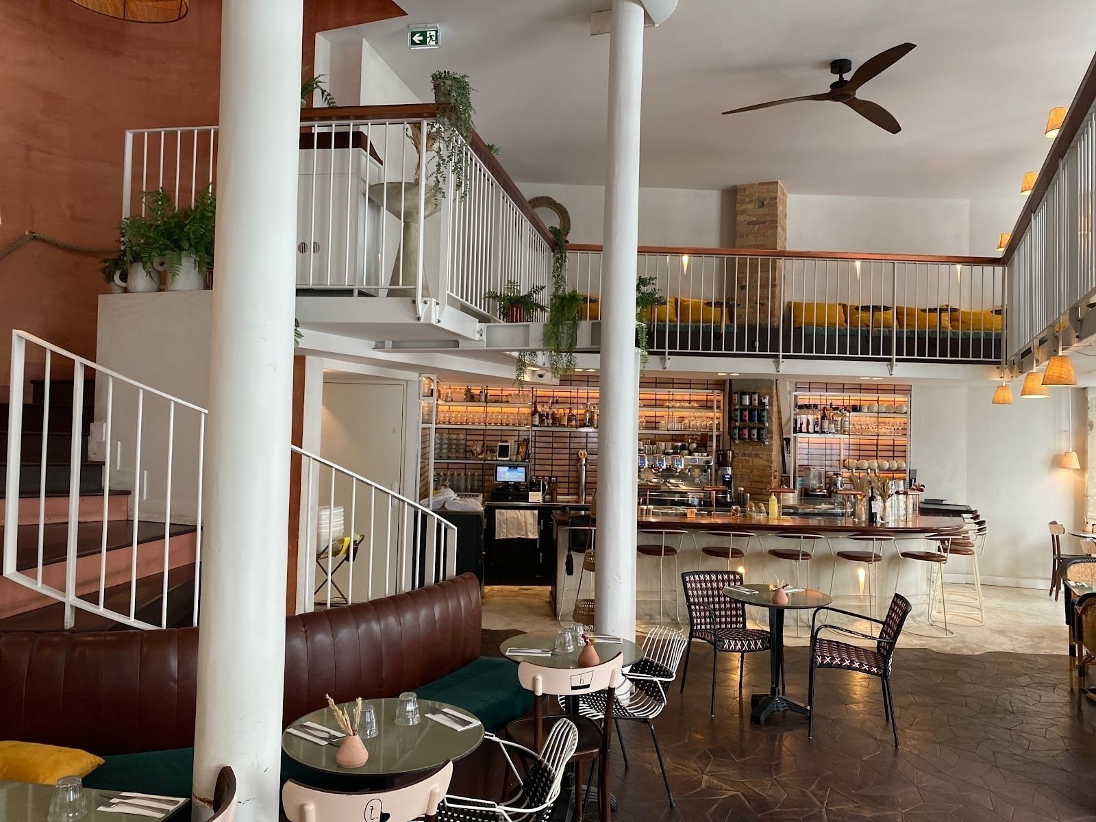 <span class="translation_missing" title="translation missing: en.meta.location_title, location_name: Café élémentaire, city: Paris">Location Title</span>