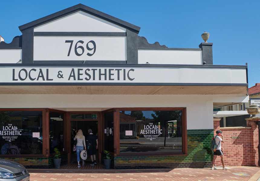 <span class="translation_missing" title="translation missing: en.meta.location_title, location_name: Local and Aesthetic, city: Perth">Location Title</span>
