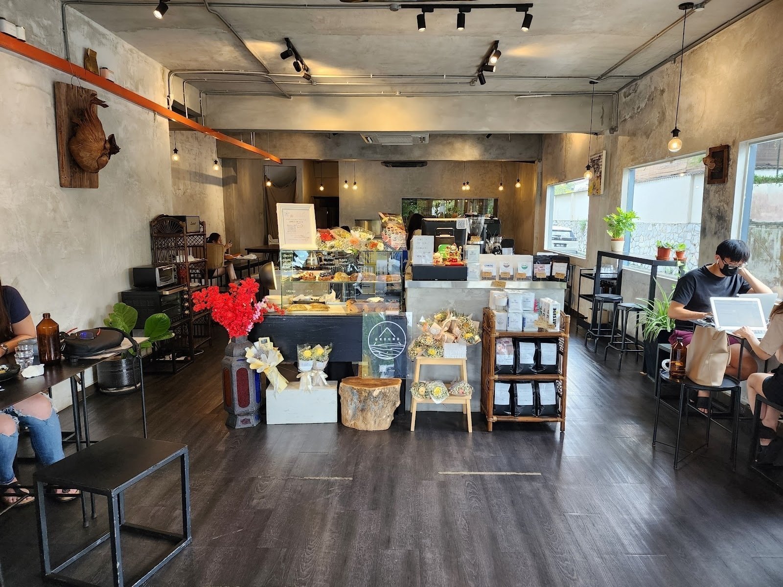 <span class="translation_missing" title="translation missing: en.meta.location_title, location_name: Ground Coffee Uptown, city: Petaling Jaya">Location Title</span>