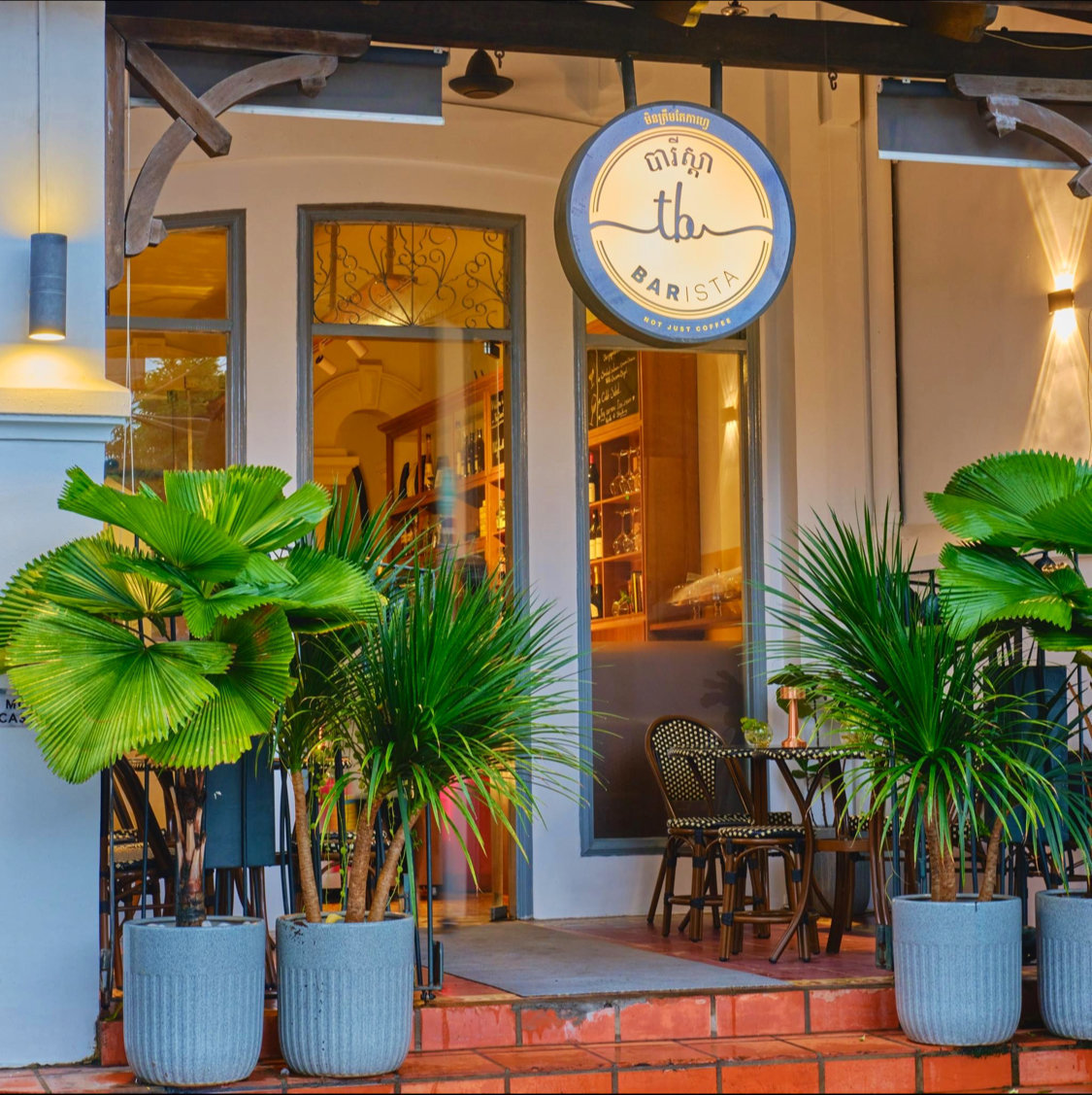 <span class="translation_missing" title="translation missing: en.meta.location_title, location_name: The Barista, city: Phnom Penh">Location Title</span>