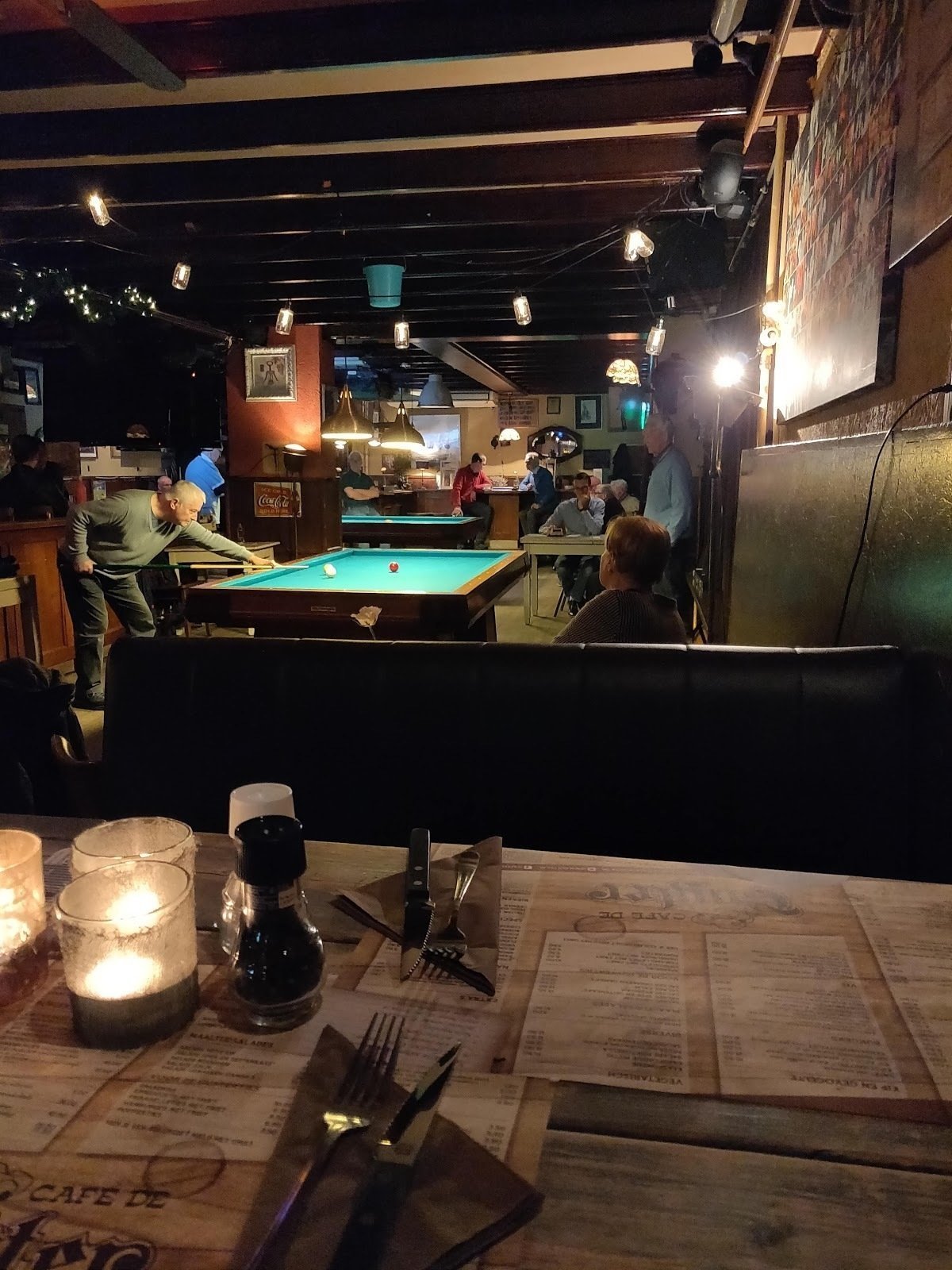 <span class="translation_missing" title="translation missing: en.meta.location_title, location_name: Pub The Guyter, city: Pijnacker">Location Title</span>