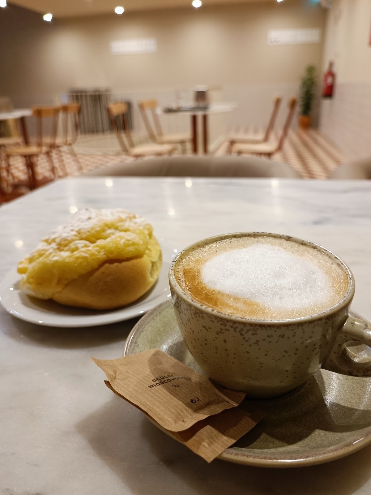<span class="translation_missing" title="translation missing: en.meta.location_title, location_name: A Padaria Portuguesa, city: Porto">Location Title</span>