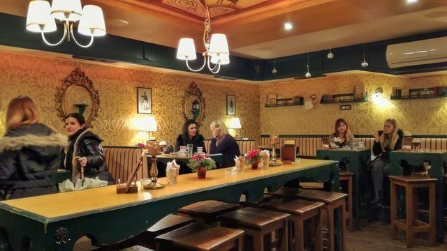 King's Cafe & Coffee Bar