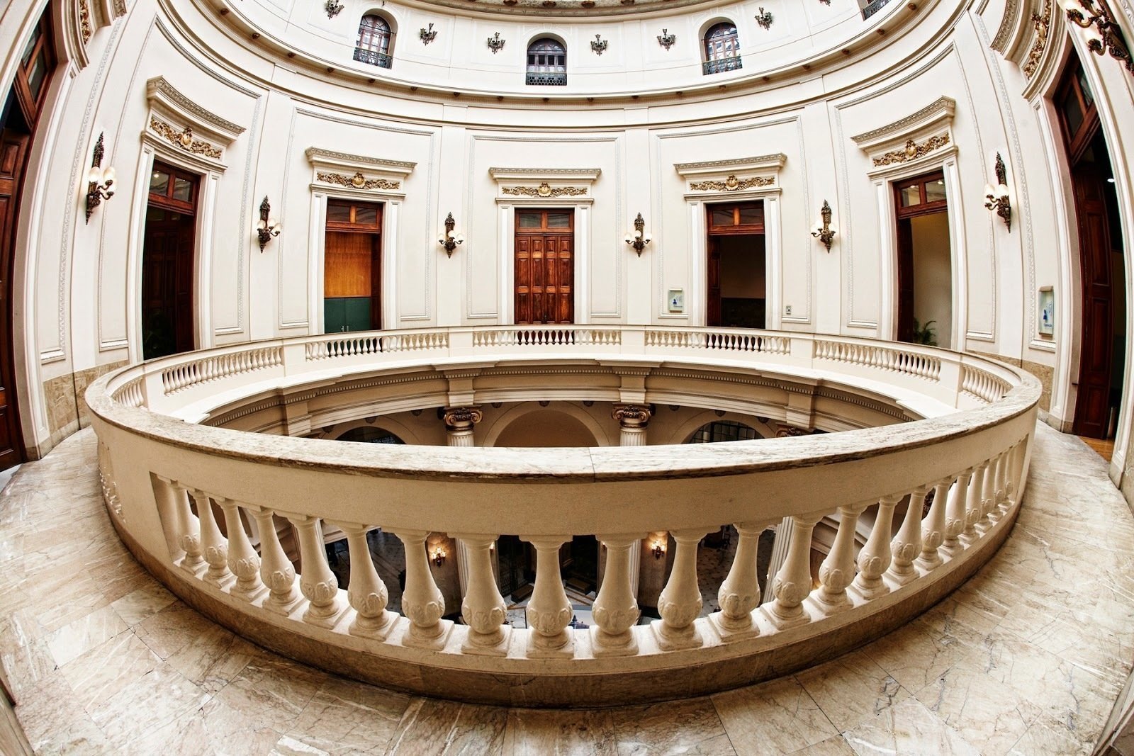<span class="translation_missing" title="translation missing: en.meta.location_title, location_name: Centro Cultural Banco do Brasil (CCBB), city: Rio de Janeiro">Location Title</span>
