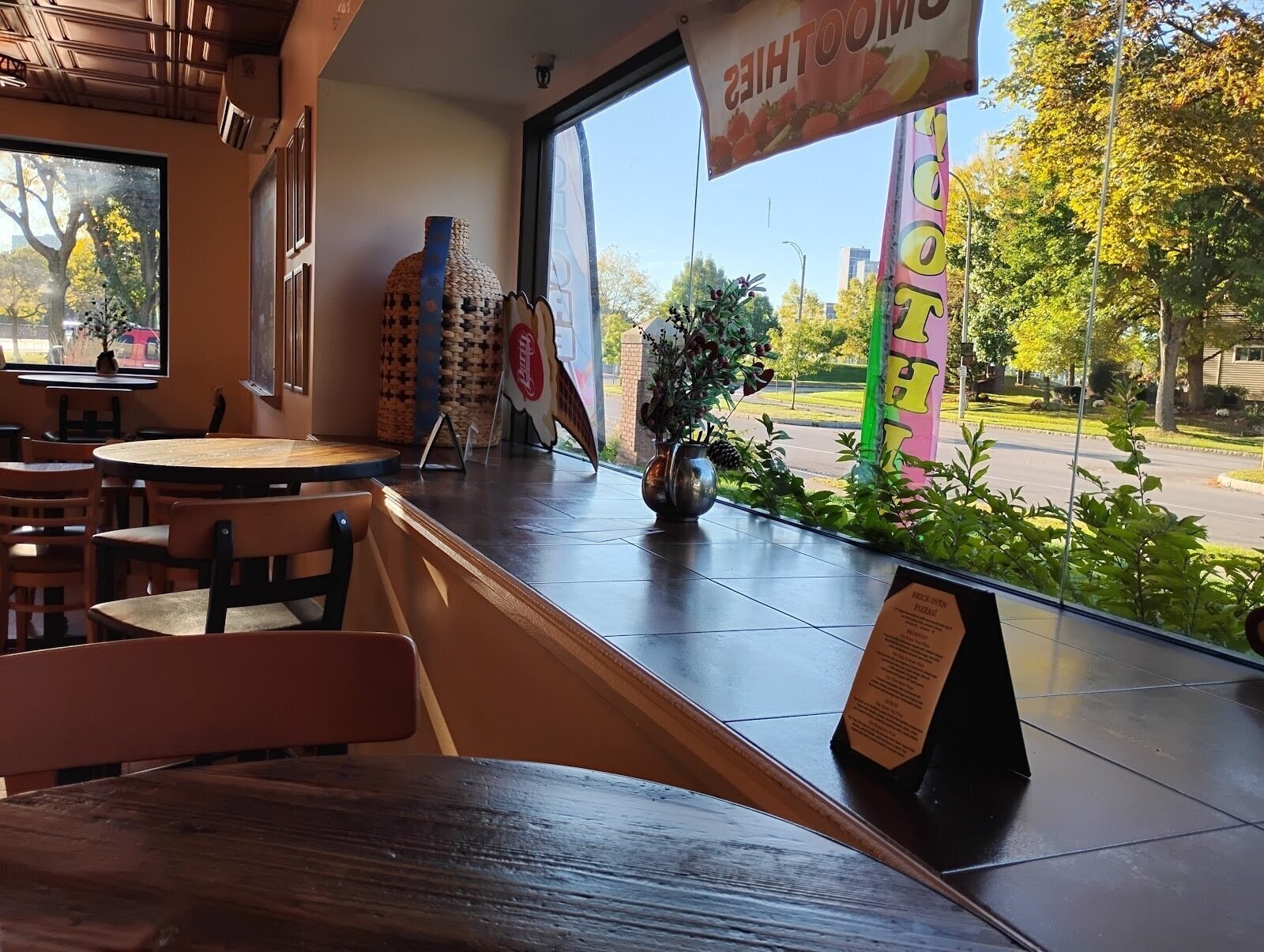 <span class="translation_missing" title="translation missing: en.meta.location_title, location_name: Neutral Ground Coffeehouse @ Corn Hill, city: Rochester">Location Title</span>