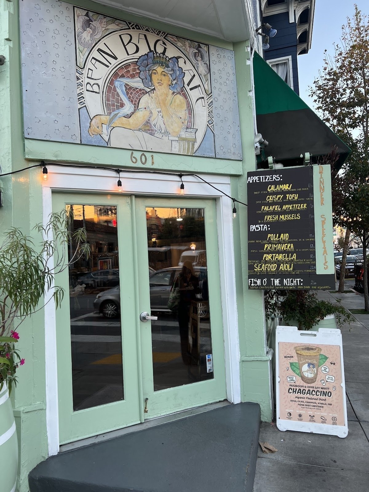 <span class="translation_missing" title="translation missing: en.meta.location_title, location_name: Bean Bag Cafe, city: San Francisco">Location Title</span>