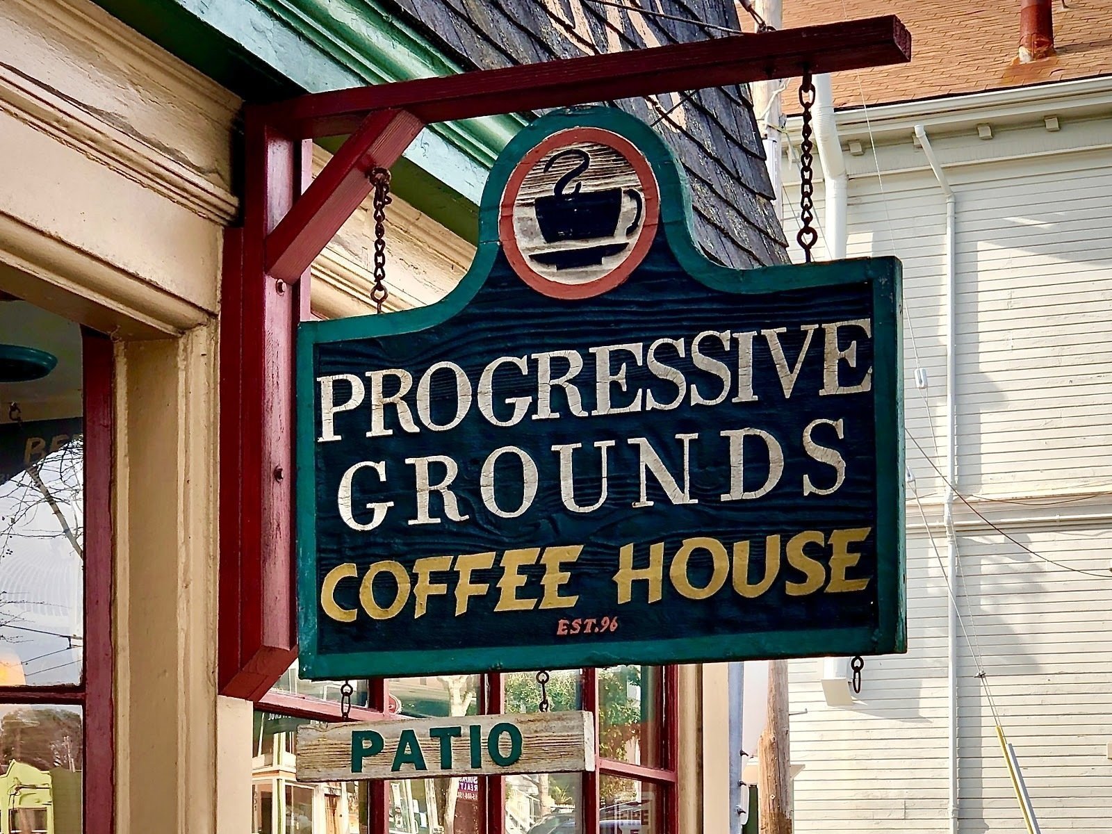 <span class="translation_missing" title="translation missing: en.meta.location_title, location_name: Progressive Grounds, city: San Francisco">Location Title</span>