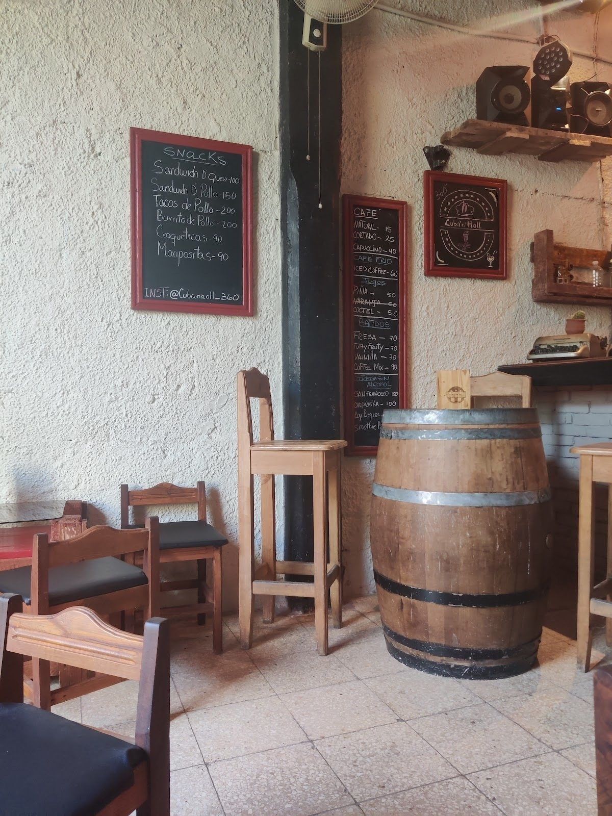 <span class="translation_missing" title="translation missing: en.meta.location_title, location_name: Cuba&#39;n Roll, city: Santa Clara">Location Title</span>