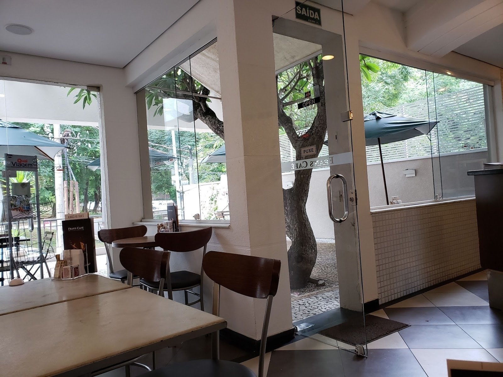 <span class="translation_missing" title="translation missing: en.meta.location_title, location_name: Fran&#39;s Café Tomás Carvalhal, city: São Paulo">Location Title</span>