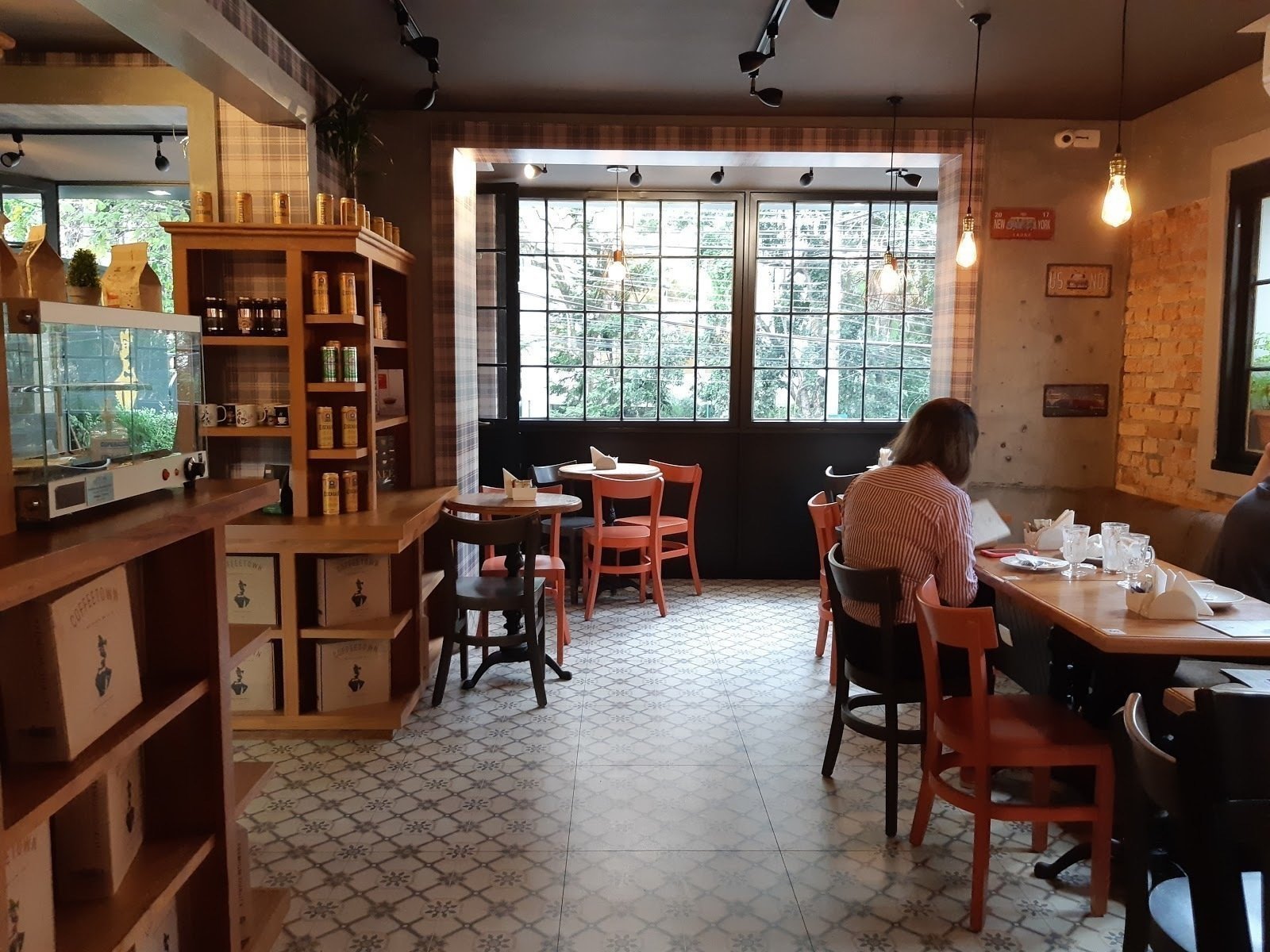 <span class="translation_missing" title="translation missing: en.meta.location_title, location_name: LONDON COFFEE STATION, city: São Paulo">Location Title</span>