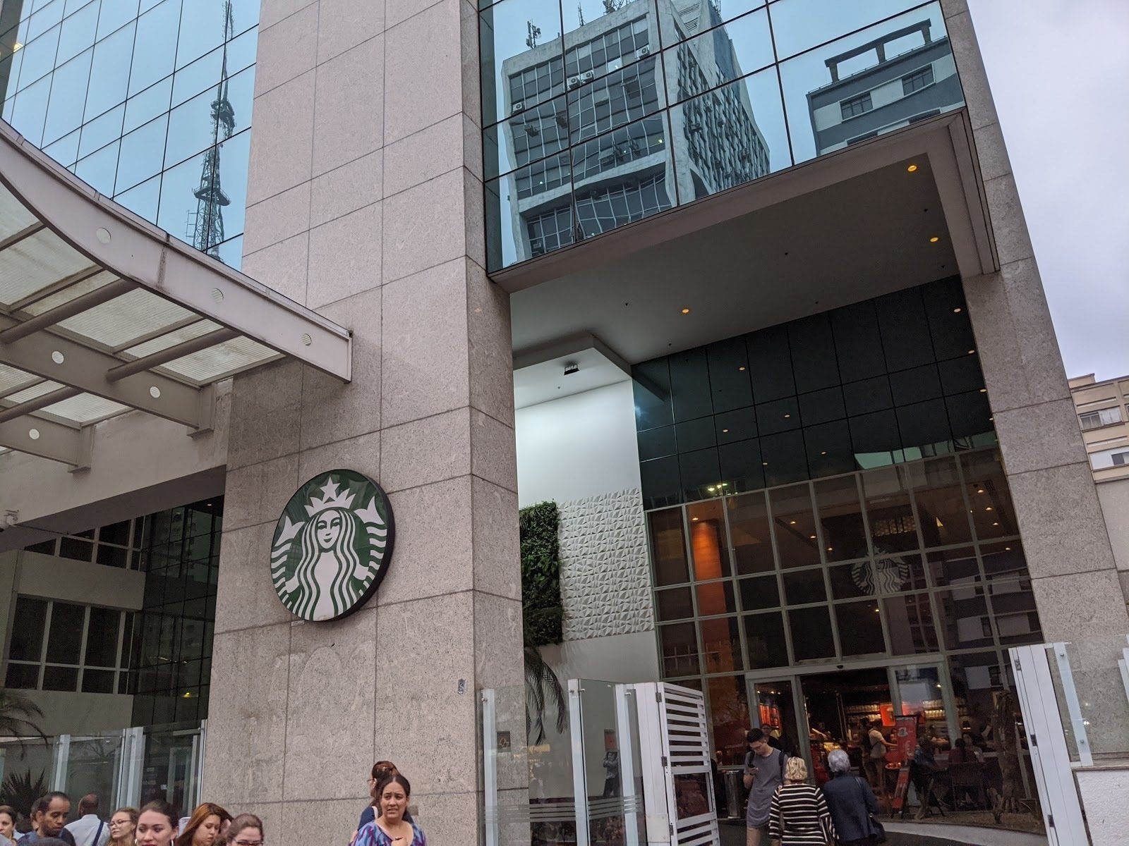 <span class="translation_missing" title="translation missing: en.meta.location_title, location_name: Starbucks @ Av. Paulista 500, city: São Paulo">Location Title</span>
