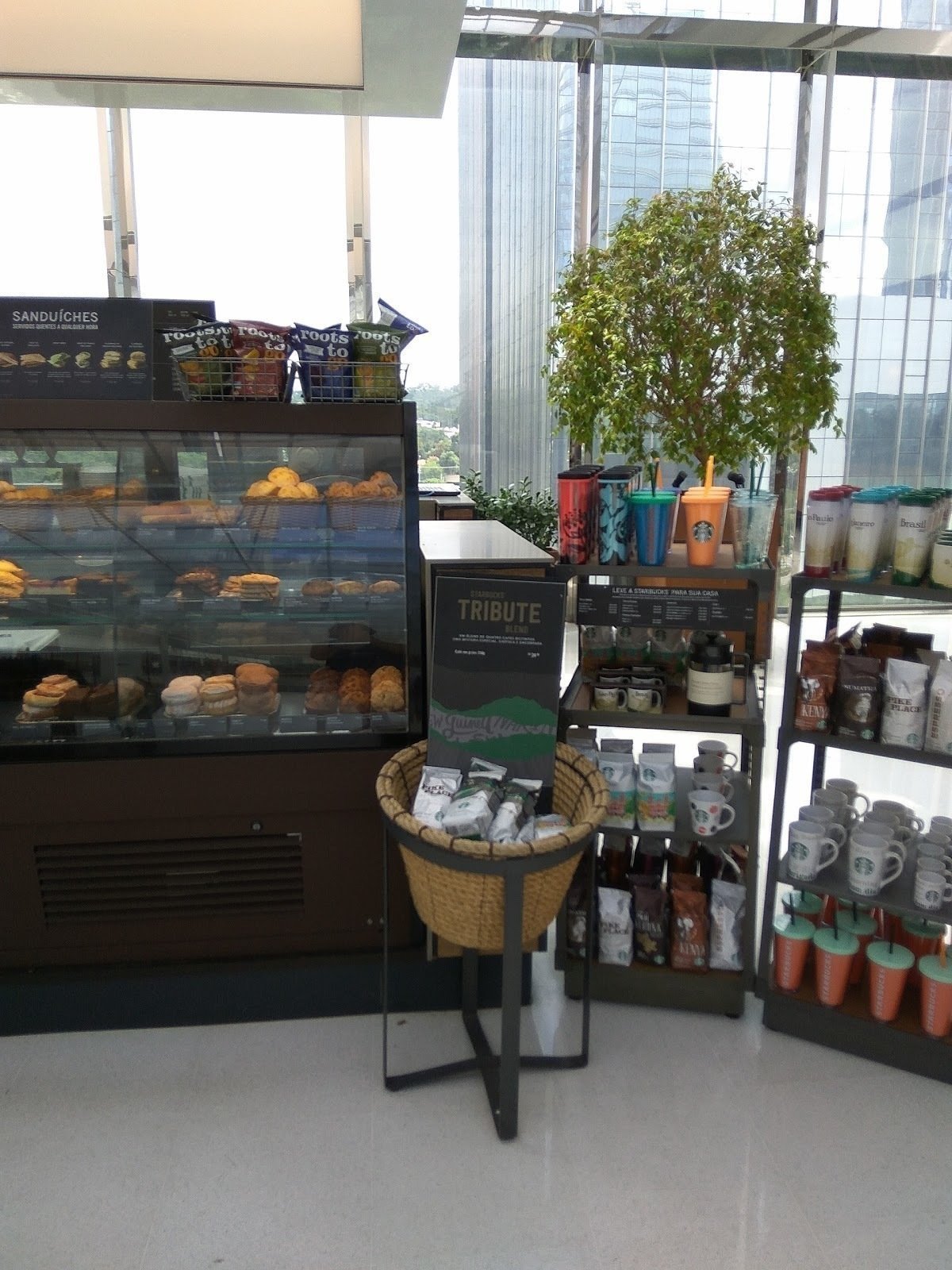 <span class="translation_missing" title="translation missing: en.meta.location_title, location_name: Starbucks - JK Iguatemi, city: São Paulo">Location Title</span>