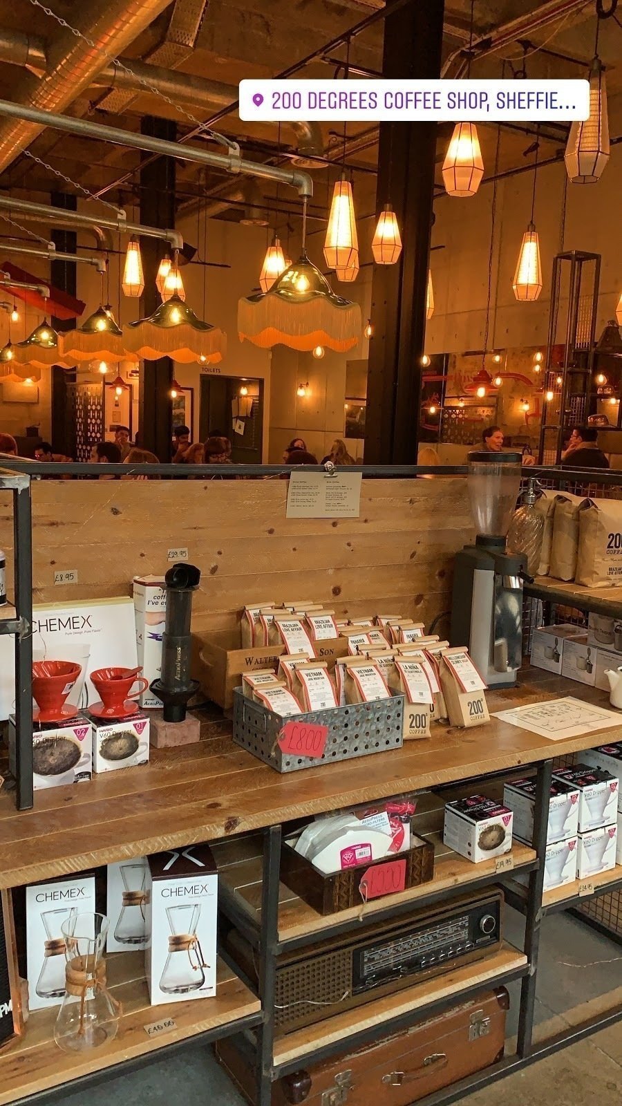 <span class="translation_missing" title="translation missing: en.meta.location_title, location_name: 200 Degrees Coffee Shop, city: Sheffield">Location Title</span>