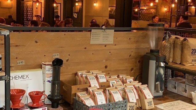 200 Degrees Coffee Shop