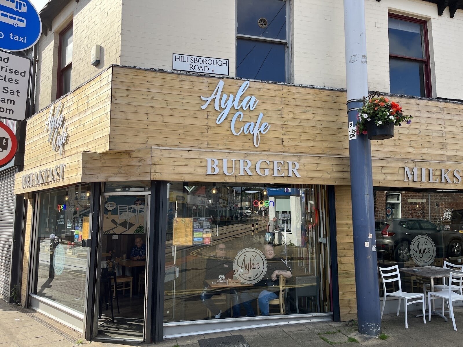 <span class="translation_missing" title="translation missing: en.meta.location_title, location_name: Ayla Cafe, city: Sheffield">Location Title</span>