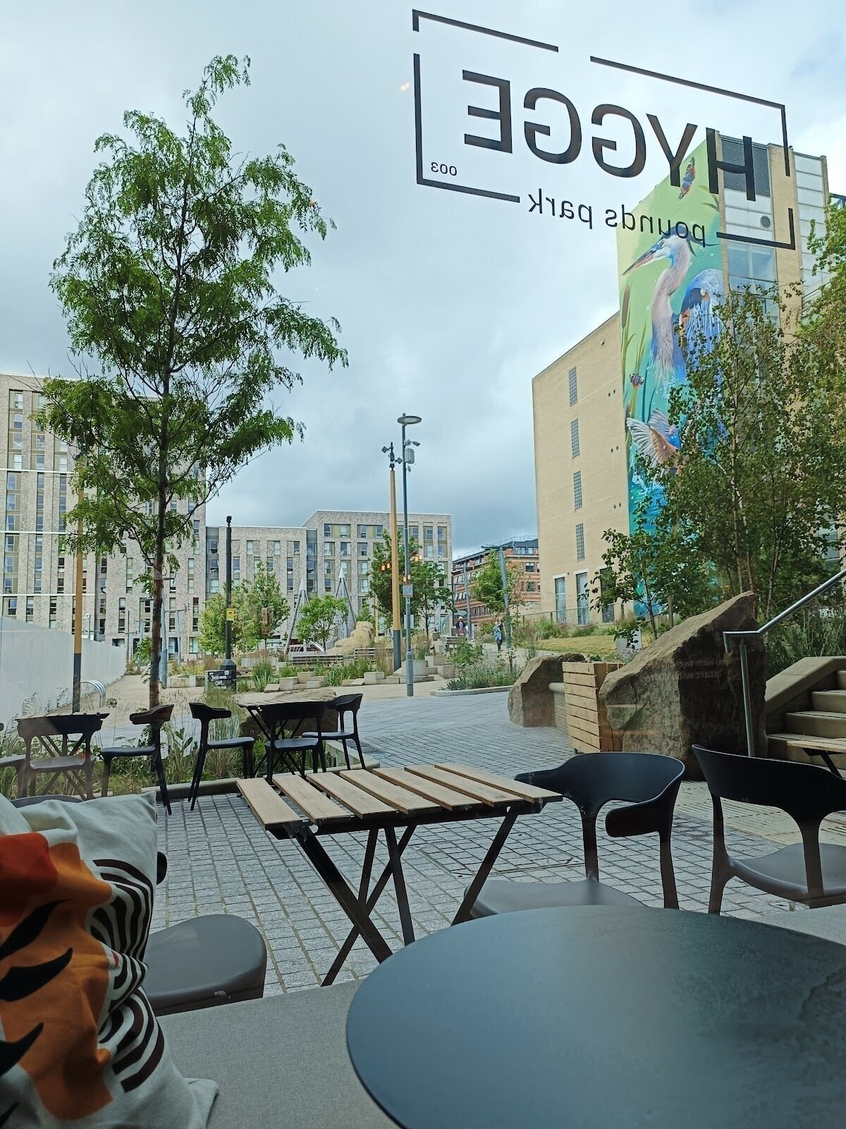 <span class="translation_missing" title="translation missing: en.meta.location_title, location_name: HYGGE Pounds Park, city: Sheffield">Location Title</span>