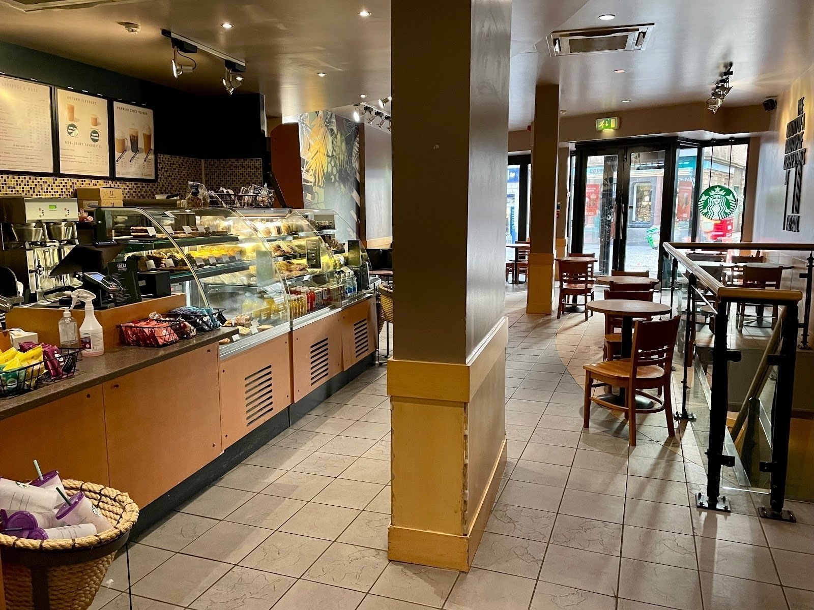 <span class="translation_missing" title="translation missing: en.meta.location_title, location_name: Starbucks Coffee @ 4 Fargate, city: Sheffield">Location Title</span>