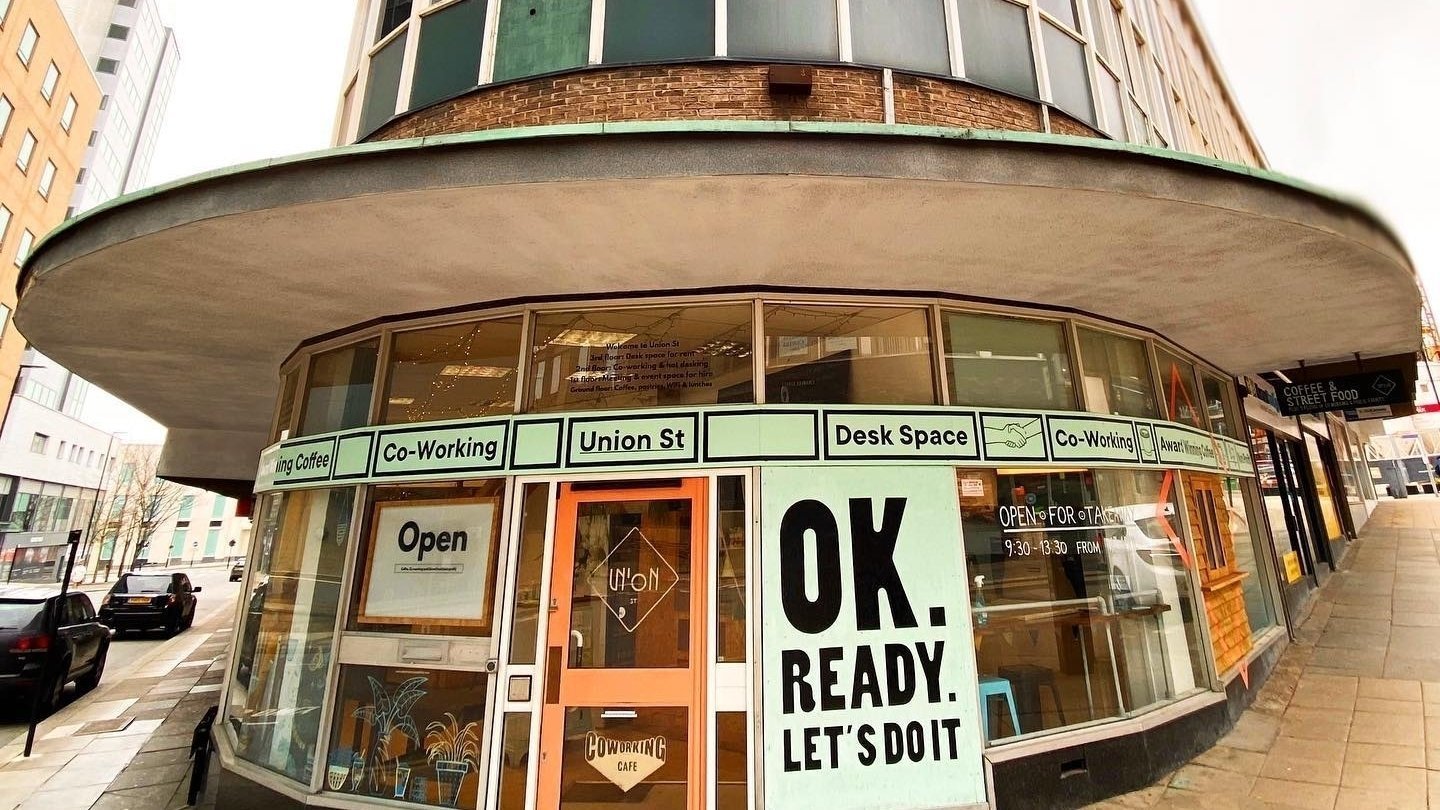 <span class="translation_missing" title="translation missing: en.meta.location_title, location_name: Union St, city: Sheffield">Location Title</span>