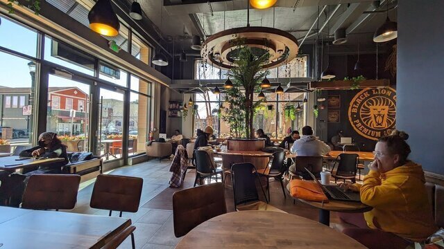 Black Lion Cafe Coffee & Pastry