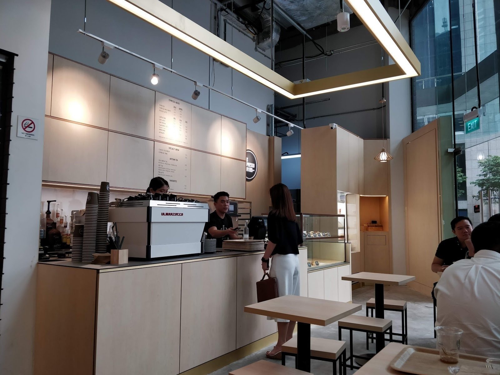 <span class="translation_missing" title="translation missing: en.meta.location_title, location_name: 6oz Espresso Bar @ CapitaGreen, city: Singapore">Location Title</span>