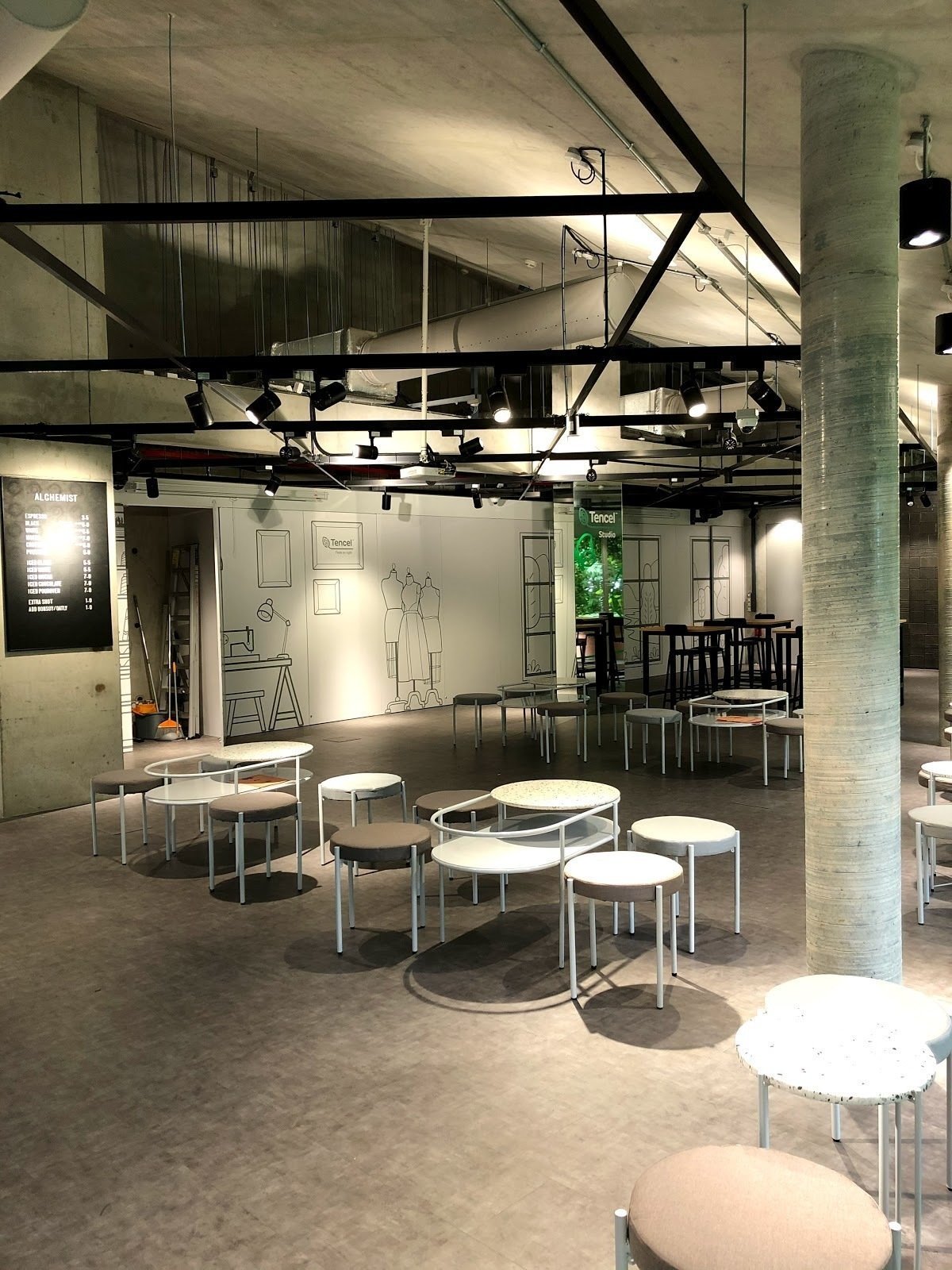 <span class="translation_missing" title="translation missing: en.meta.location_title, location_name: Alchemist Design Orchard, city: Singapore">Location Title</span>