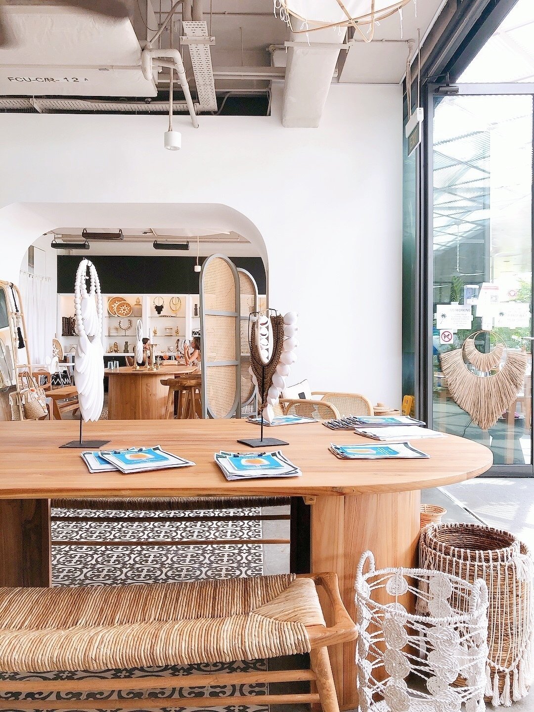 <span class="translation_missing" title="translation missing: en.meta.location_title, location_name: Bali On The Cove, city: Singapore">Location Title</span>