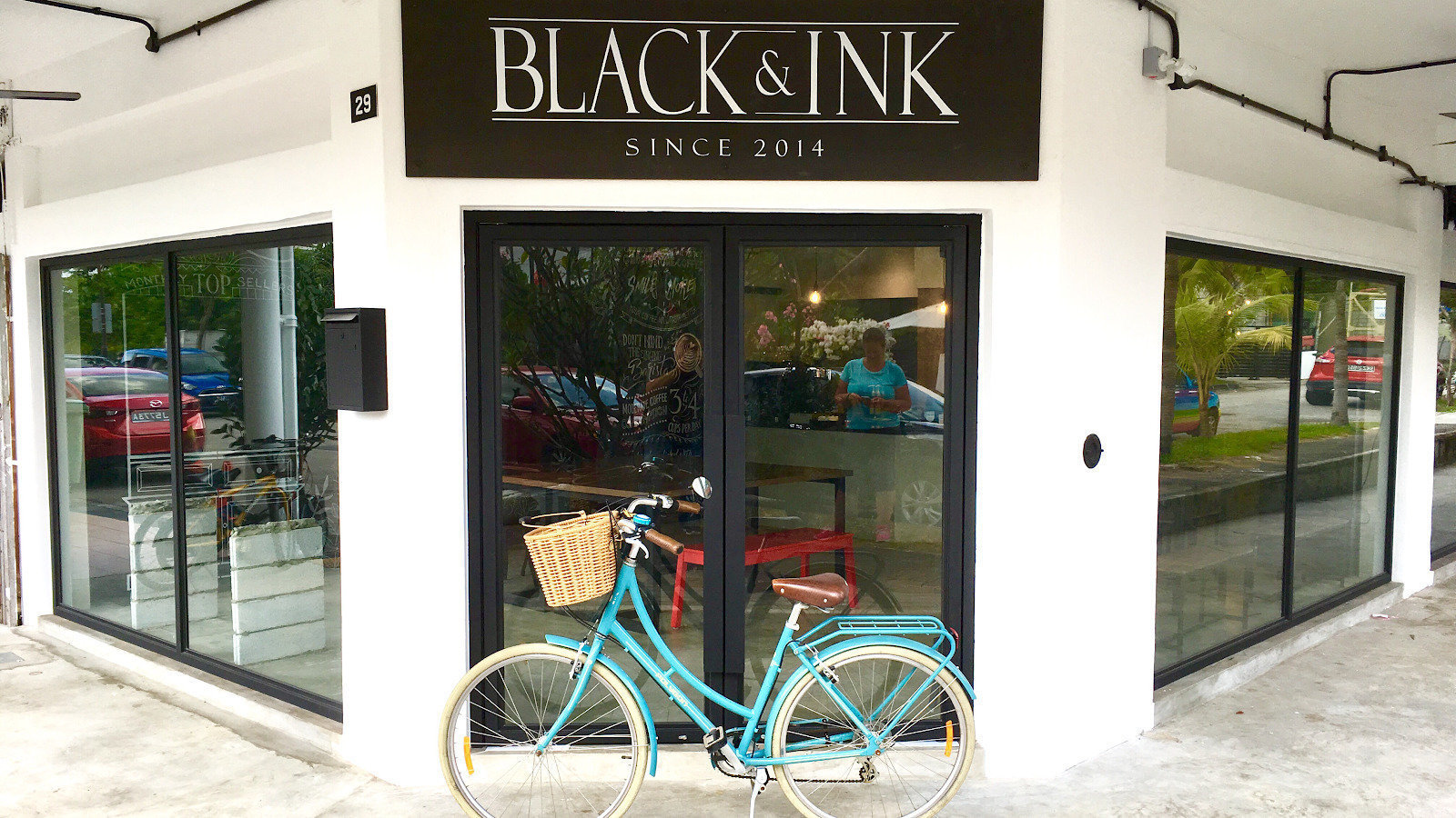 <span class="translation_missing" title="translation missing: en.meta.location_title, location_name: BLACK&amp;INK, city: Singapore">Location Title</span>