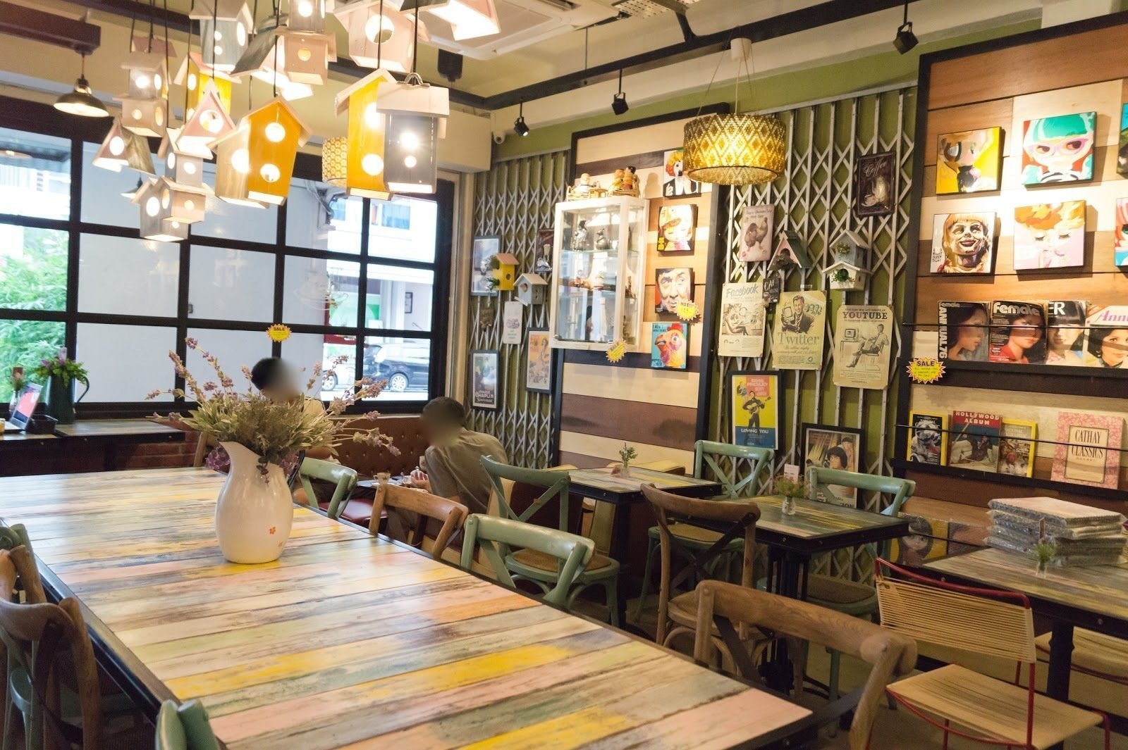 <span class="translation_missing" title="translation missing: en.meta.location_title, location_name: Brunches Cafe, city: Singapore">Location Title</span>