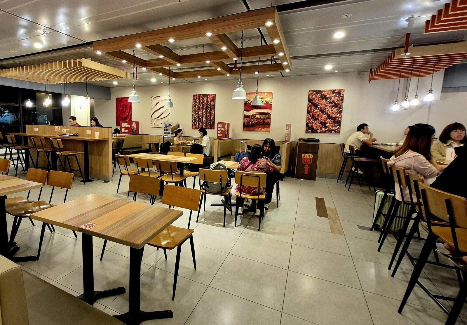 <span class="translation_missing" title="translation missing: en.meta.location_title, location_name: Burger King Terminal 1 @ Viewing Mall East, city: Singapore">Location Title</span>