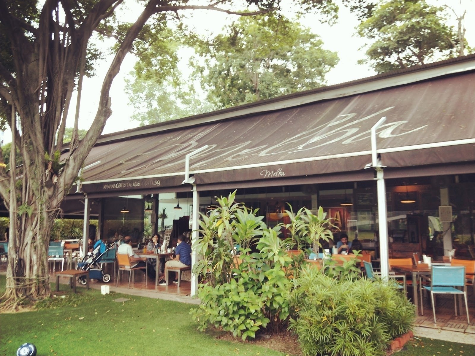 <span class="translation_missing" title="translation missing: en.meta.location_title, location_name: Café Melba at Goodman Arts Centre, city: Singapore">Location Title</span>