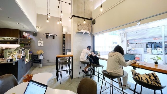 Clap Cafe