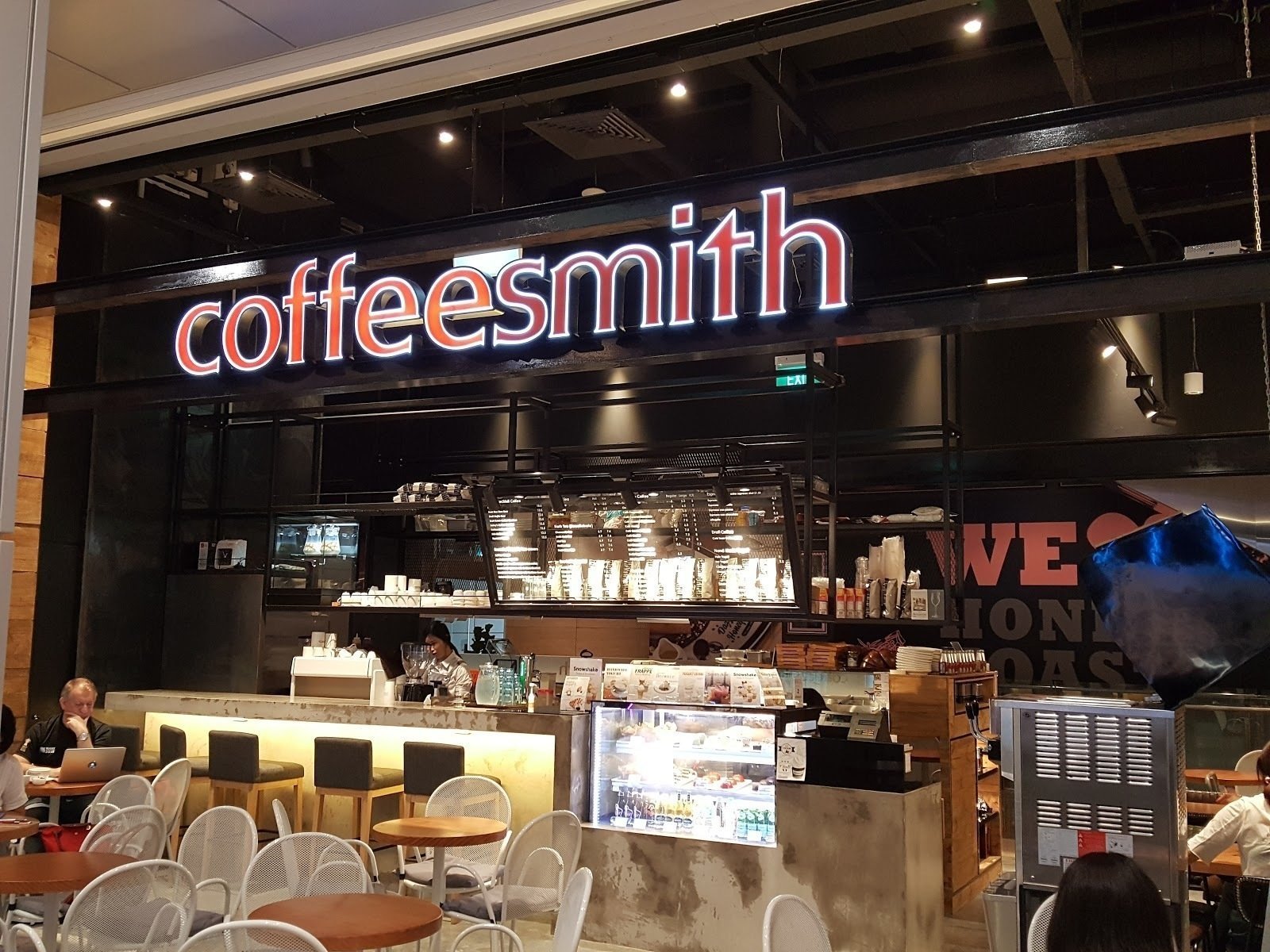 <span class="translation_missing" title="translation missing: en.meta.location_title, location_name: Coffeesmith @ Orchard Central, city: Singapore">Location Title</span>