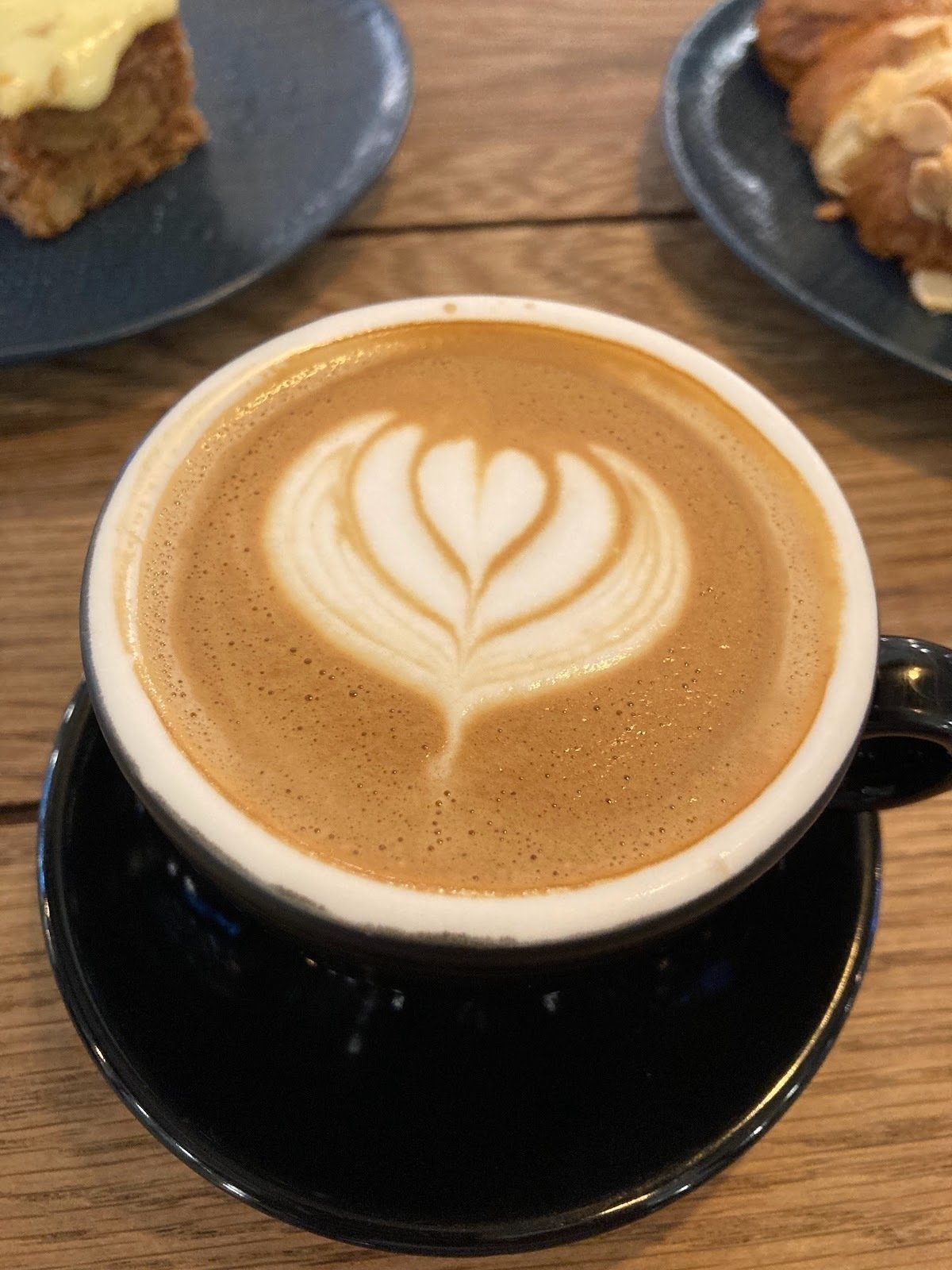 <span class="translation_missing" title="translation missing: en.meta.location_title, location_name: Commune Café, city: Singapore">Location Title</span>