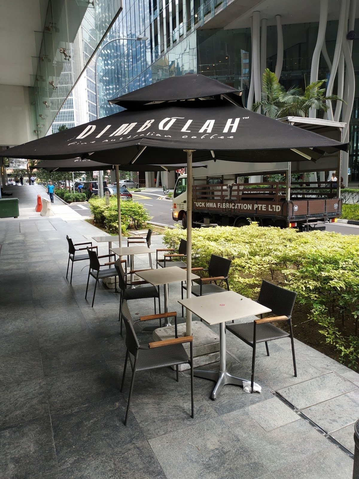 <span class="translation_missing" title="translation missing: en.meta.location_title, location_name: Dimbulah Cafe @ 137 Market St, city: Singapore">Location Title</span>