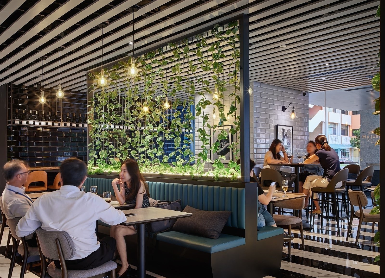 <span class="translation_missing" title="translation missing: en.meta.location_title, location_name: Dimbulah Coffee @ North Bridge Rd, city: Singapore">Location Title</span>