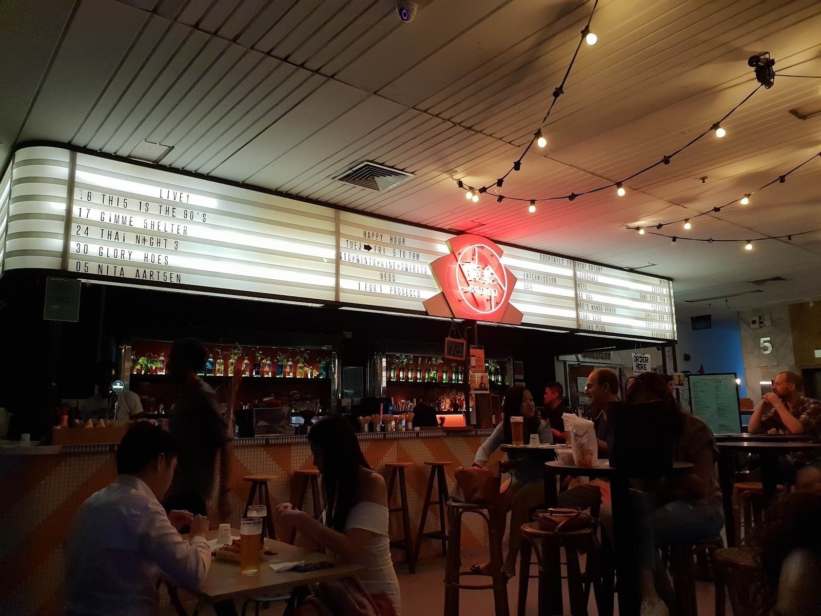 <span class="translation_missing" title="translation missing: en.meta.location_title, location_name: Intermission Bar @ The Projector, city: Singapore">Location Title</span>