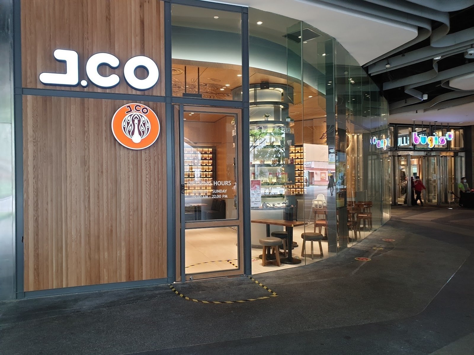 <span class="translation_missing" title="translation missing: en.meta.location_title, location_name: J.Co Donuts &amp; Coffee @ Bugis+, city: Singapore">Location Title</span>