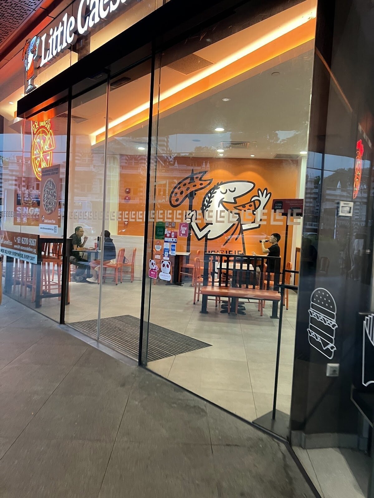 <span class="translation_missing" title="translation missing: en.meta.location_title, location_name: Little Caesars Pizza - Funan, city: Singapore">Location Title</span>